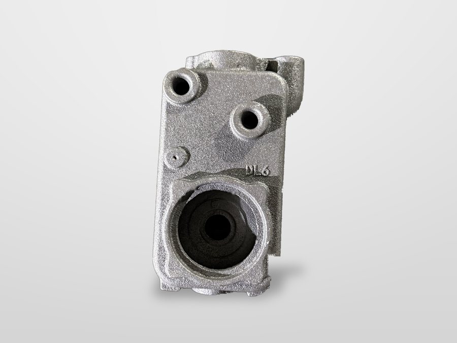 Sand-cast square pump casing
